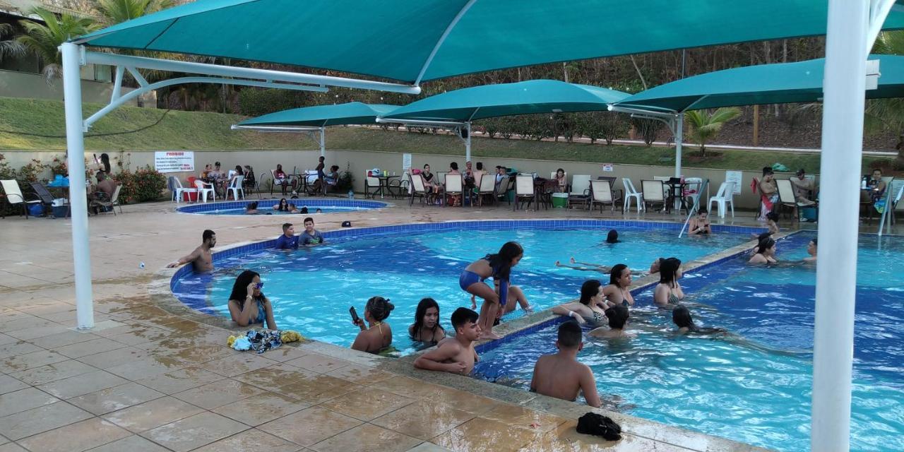 Aldeia Do Lago C204- Com Cozinha , Churrasqueira E Bebidas Liberadas No Parque Aquatico, Internet Banda Larga, Ponto Recarga De Carro Eletrico Caldas Novas Esterno foto